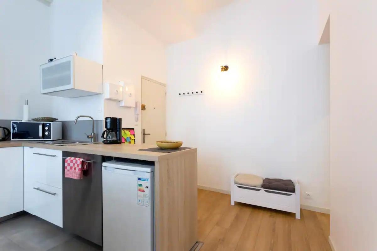Ferienwohnung Magnifique 2 Pieces - Plein Centre - Tram 1 Min Montpellier Exterior foto